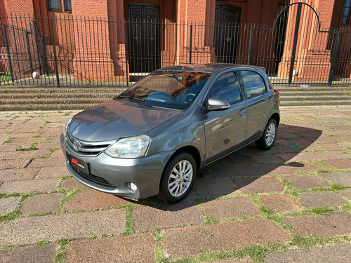 Toyota Etios 1.5 Platinium