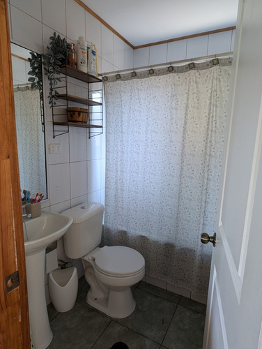Parcela Con 2 Casas Y Cabaña En Mantagua, 2500m2