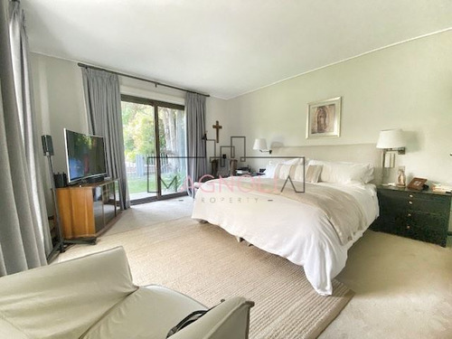 Linda Casa En Venta Estilo Ingles En Condominio
