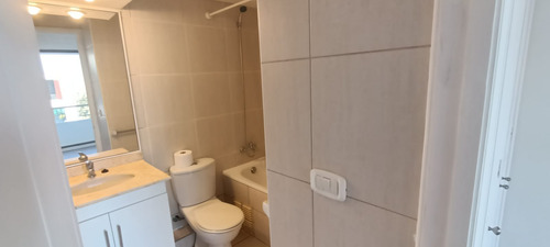Venta Excelente Depto. En Echaurren (barrio Republica)