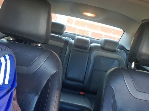 Imagen 5 de 9 de Citroën C4 Lounge 2016 2.0 Feel Pack 143cv