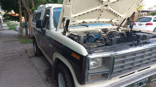 Ford F-100 3.9D Lujo