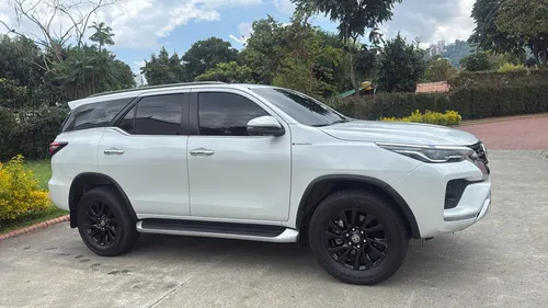 Toyota Fortuner 2.8l