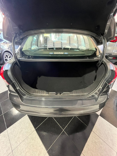 Ford Focus III 1.6 Sedan S