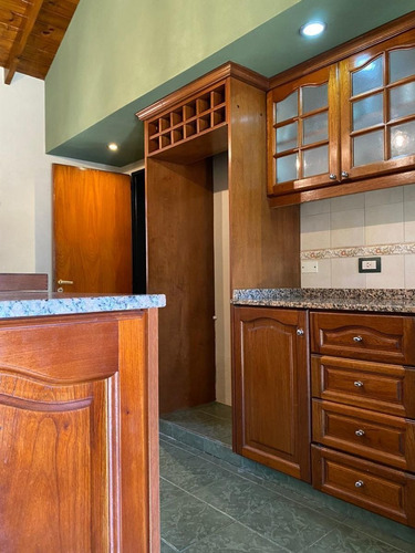 Imagen 4 de 21 de Venta De Chalet En Ituzaingo Norte