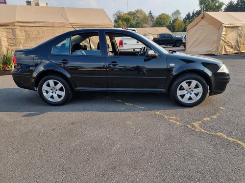 Imagen 4 de 8 de Volkswagen Jetta 2008 2.5 Trendline At