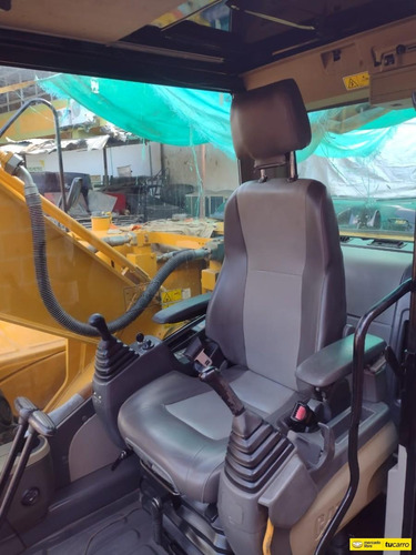 Caterpillar 320d 2011