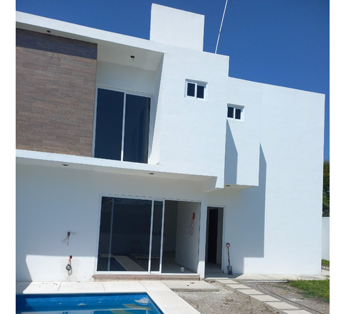 Vendo En Preventa Casa En Cuautla Morelos Con Alberca 4 Rec.