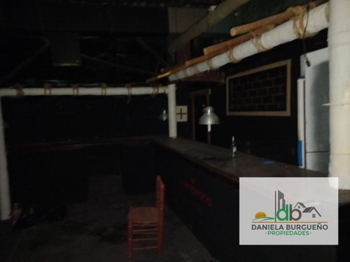 Imagen 5 de 10 de Locales - A La Calle - Pilar, Gran Bs. As. Norte