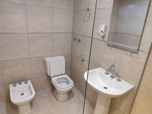 Departamento Sobre Av. Ohiggins Al 3400, A Metros De Carrefour