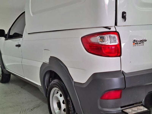 Imagem 9 de 12 de Fiat Strada Hard Working 1.4 Cabine Combo