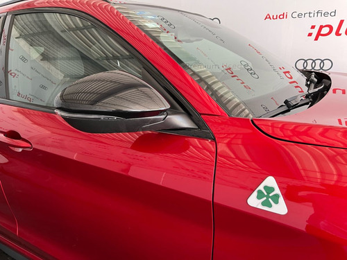Alfa Romeo Stelvio 2.9L Quadrifoglio Verde V6 Bi-Turbo At