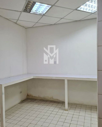 Imagen 3 de 5 de Local Comercial En Venta, Torre Colon, Puerto Ordaz