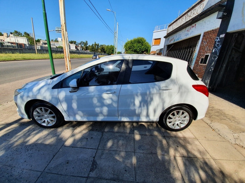 Peugeot 308 1.6 Active 2014