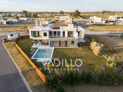Casa Alquiler En Lagos De Canning I 4 Dorm | Piscina