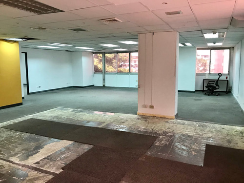 Imagen 3 de 16 de Oficina En Alquiler En Los Palos Grandes 224m2