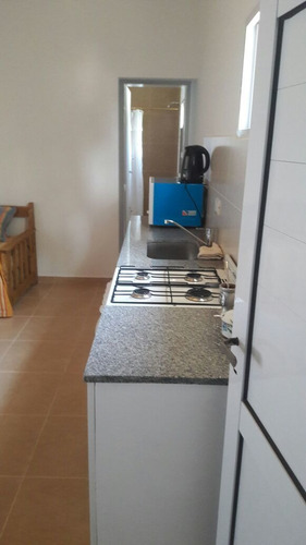 Imagen 3 de 9 de Departamento Planta Alta Para 5 Solo Familias