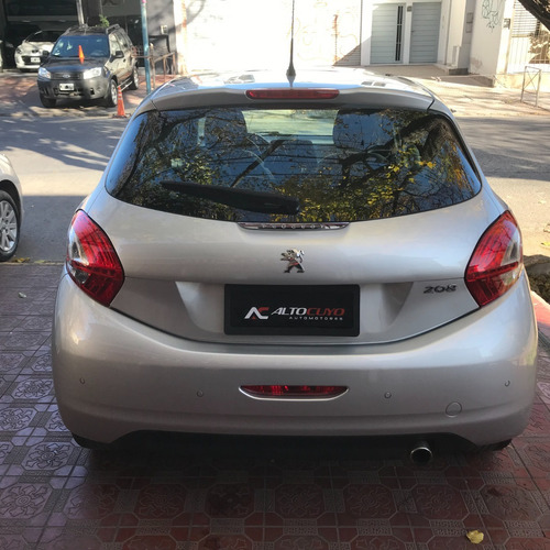 Imagen 5 de 9 de Peugeot 208