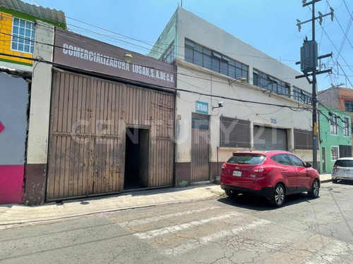 San Esteban | Naucalpan: Bodega Comercial A Una Cuadra De Campo Militar No. 1