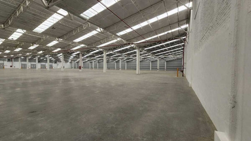 Renta De Bodegas Industriales I Vallejo I 7,890 M2