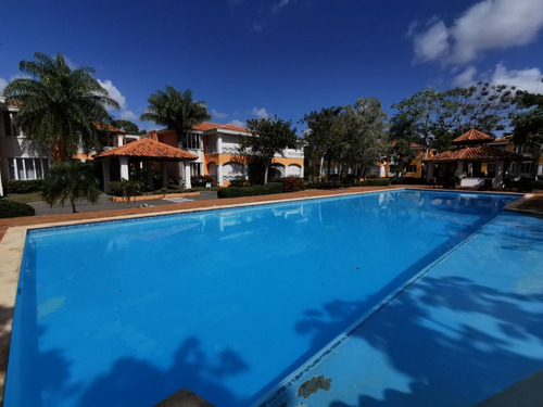 Apartamento De 2 Habitaciones En Las Brisas Guavaberry - Juan Dolio, Con Jardin