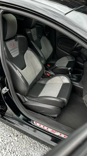 Ford Fiesta 1.6 Hatchback St