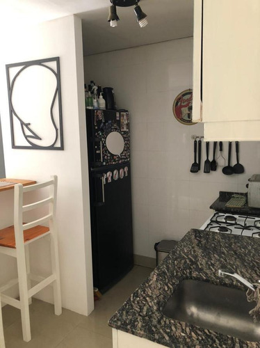 Hermoso Ambiente Y Medio Con Pileta