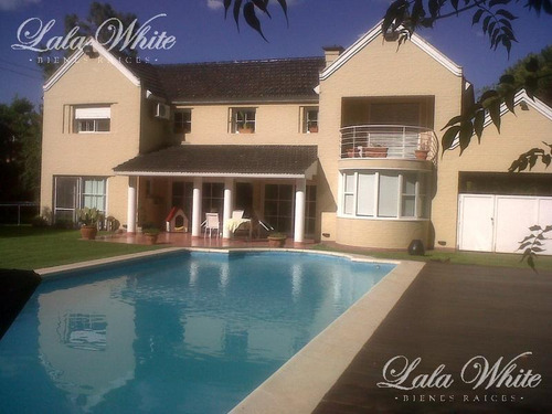 Imagen 2 de 6 de Venta - Casa En Los Rosales