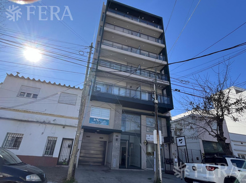 Venta Departamento 3 Ambientes Con Doble Balcón En Wilde