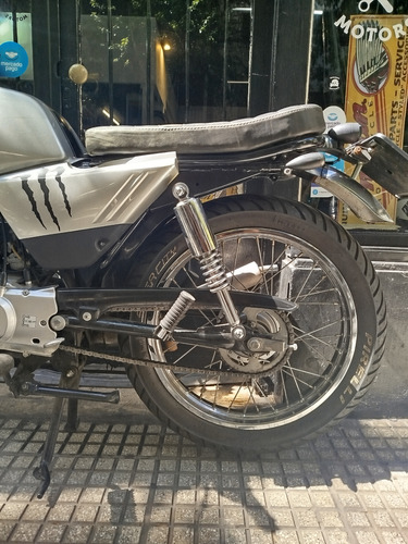 Suzuki Ax 100