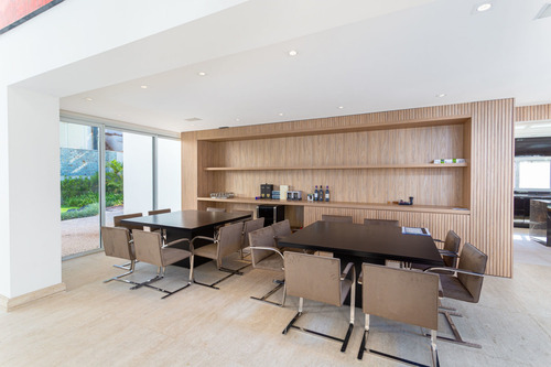 Casa À Venda Tamboré 01 - Moderna - Cnc1501