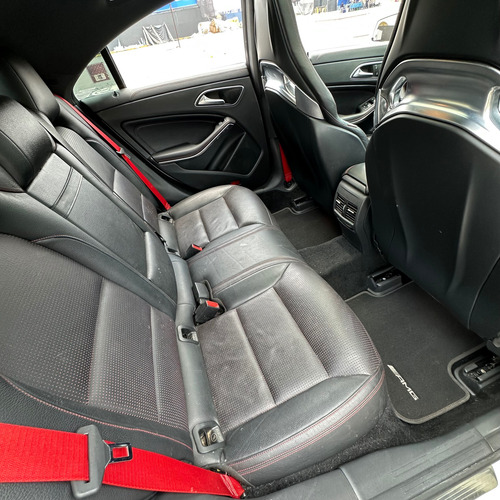 Mercedes-Benz Clase CLA 2.0 45 Amg At