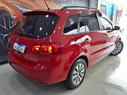 Imagem 4 de 9 de Volkswagen Spacefox 2012 1.6 Trend Total Flex I-motion 5p