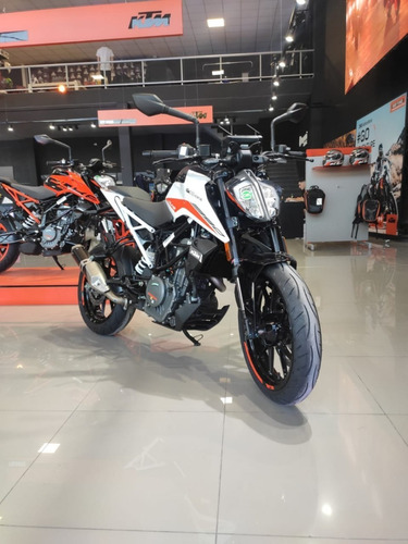 Ktm - Duke 390 | No Yamaha, No Honda, No Z400, No Kawasaki
