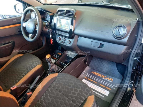 Imagem 13 de 14 de Renault Kwid Outsider 1.0 (flex)