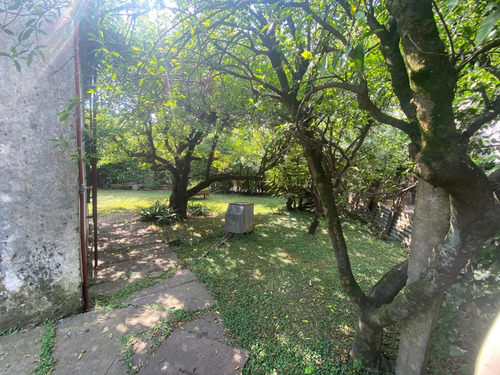 Venta Casa 4 Ambientes Con Local Acepta Permutas