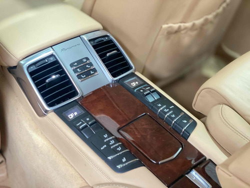 Porsche Panamera 4.8 V8 Turbo Gasolina 4p Automático