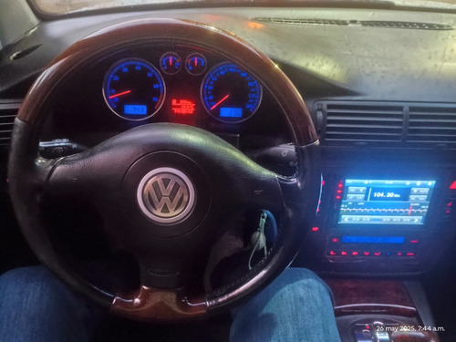 Volkswagen Passat 2.5 I V6 Tipt 4m