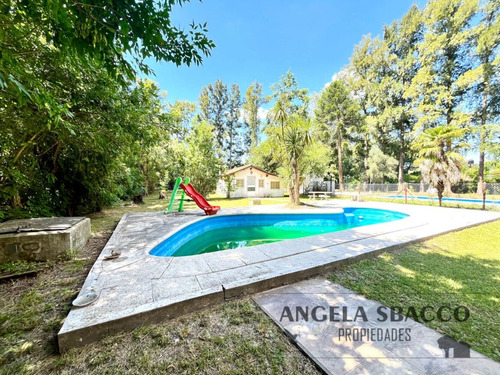 Quinta En Venta En Barrio, Parque Exaltación.