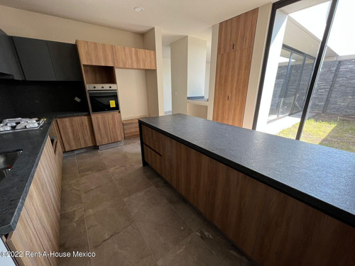 Imagen 15 de 22 de Casa A Estrenar En Altos De Juriquilla Kp