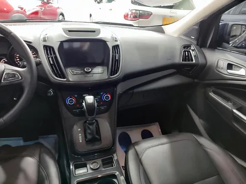 Ford Escape 2.0 titanium 4x2 at