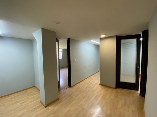 Excelente Oficina De 250 M2 En Prado Norte