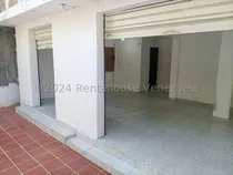 Comprar Local En Alquiler En El Centro De Barquisimeto, Codigo 2 5 1 5 6 2 9, Mildred, Local En Alquiler Ubicado En El Centro De Barquisimeto, Cerca Del Hospital Central. Alto Trafico Vehicular 