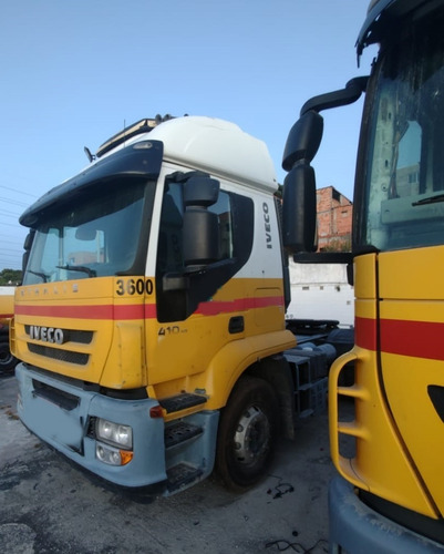 Imagem 14 de 15 de Iveco Stralis 410 2010 6x2 Baixo Km