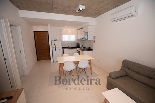 Imagen 4 de 17 de Venta Departamento En Valeria Del Mar