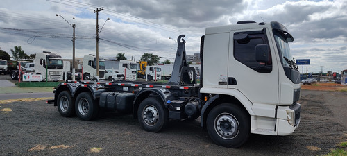 Volvo Vm 330 8x2 2020 Rolon