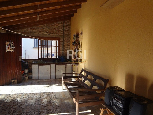 Casa Em Nonoai Com 2 Dormitórios - Lu268602