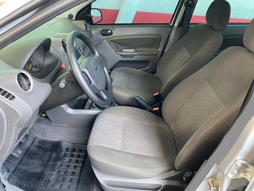 Ford Fista Seden 1.6 Flex Completo Lindo Carro!