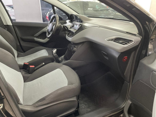 Peugeot 208 Allure Año 2014 Color Negro Todoautos