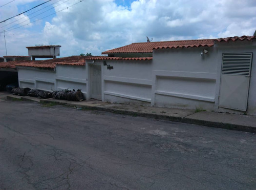 Vendo Casa-quinta Los Anaucos Country Club